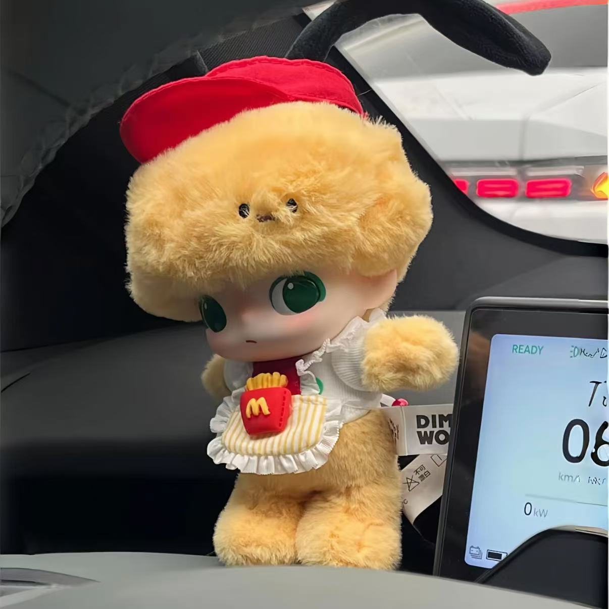 现货DIMOO WORLD布鲁托搪胶毛绒挂件衣服娃衣麦当当上班套装着替