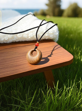 天然绿檀木古风平安扣吊坠