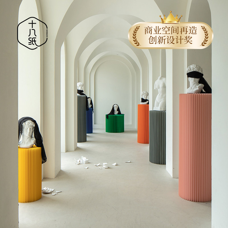 十八纸圆柱展示台圆形陈列架商场橱窗展示架创意服装店中岛流水台