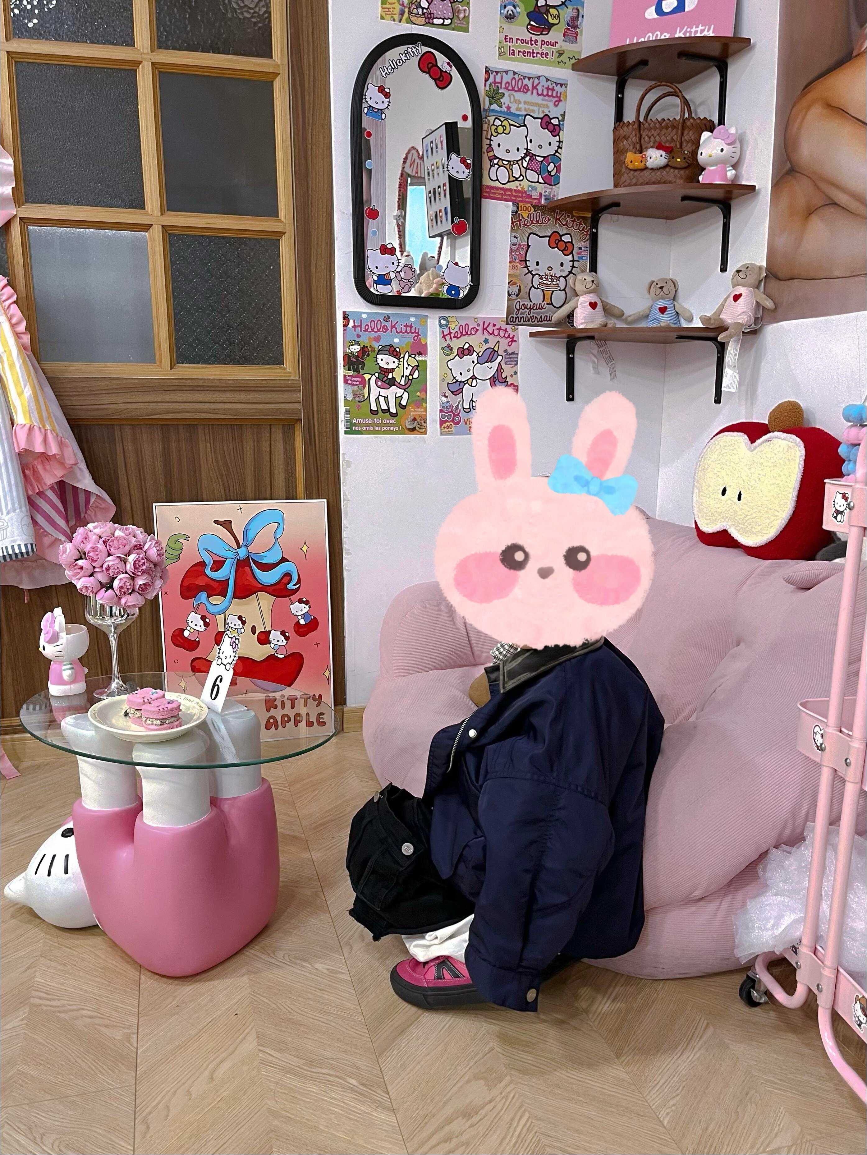 2025新款HelloKitty客厅卧室高级感角几置物架床头柜收纳创意边几