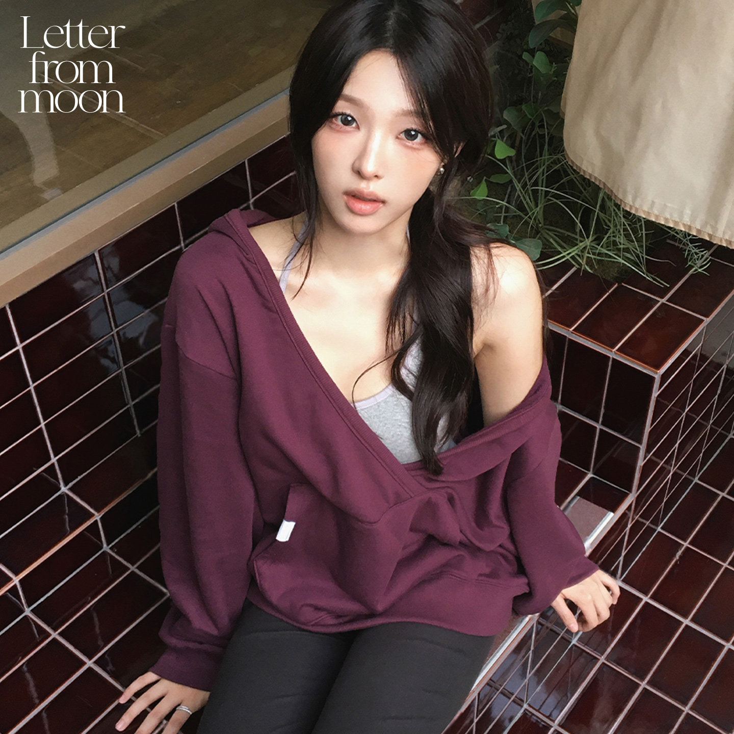Letter from moon 休闲风V领连帽衫2026秋新款百搭运动风叠穿卫衣