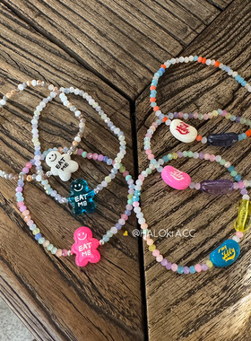 HALOkrACC韩国东大门 糖果乐园可爱姜饼人巧克力糖豆彩色串珠手链