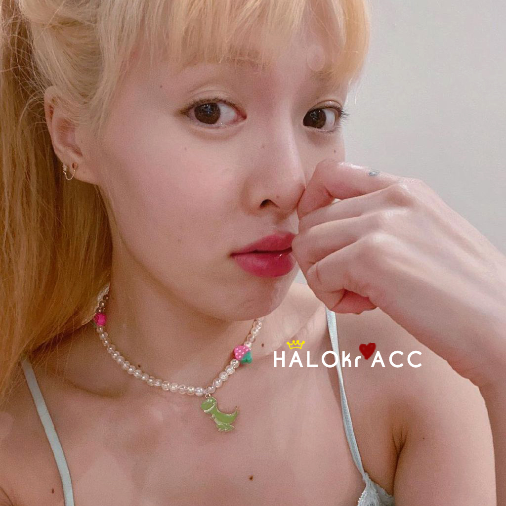HALOkrACC韩国进口金泫雅同款半透镭射圆珠串珠小恐龙草莓项链