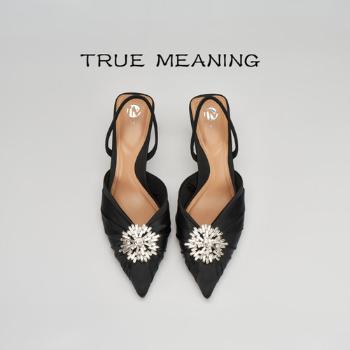 TrueMeaning雪花水钻褶皱凉鞋