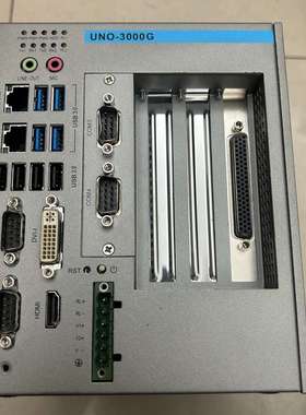 研华的UNO-3000G工控机，外观为银灰色，采用紧凑型