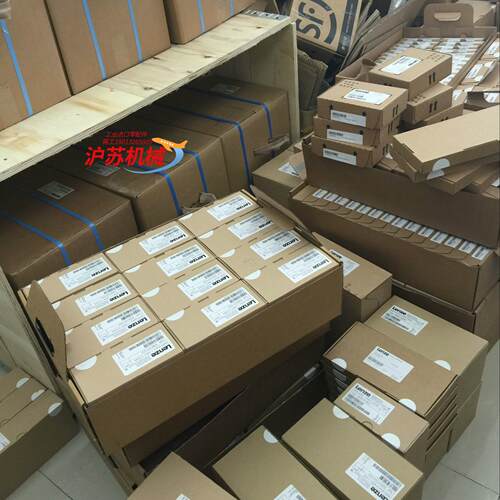 I55AE155F1AV1000LS  伦茨变频器全新原装