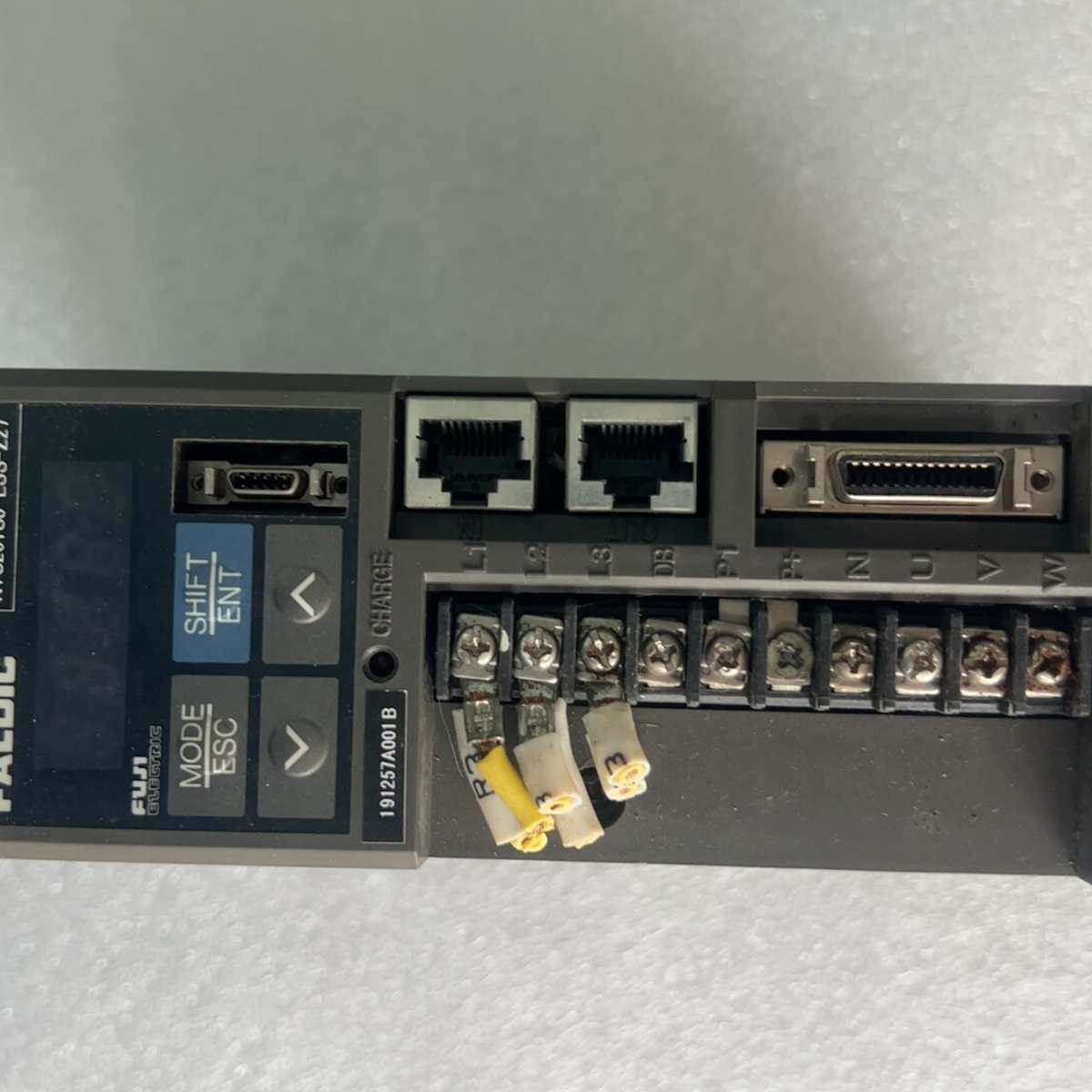 伺服驱动器RYS201S3-LSS-Z27检查完好有