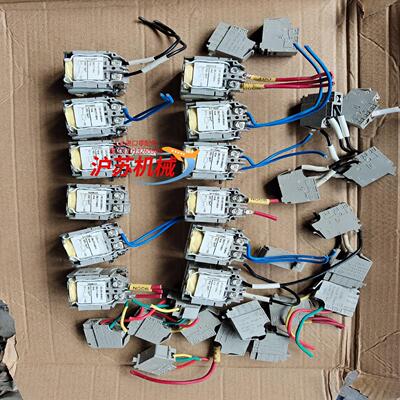 MⅩSHT 分励脱扣器原装实拍正品货45一套