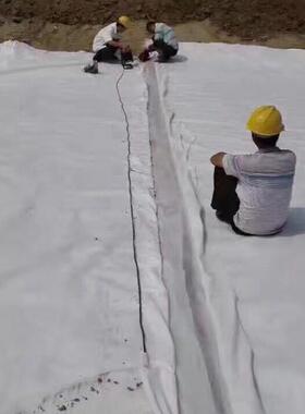 厂家生产定布制复土合工膜防渗一一膜垃圾UOV埋填场两布一膜