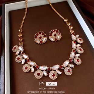 镶钻套装水滴首饰中古vintage耳钉法式高级感圆形项链宫廷风花朵