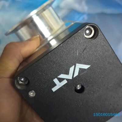 VAT真空阀，26434-KA11…，，成色如图所示，一个角