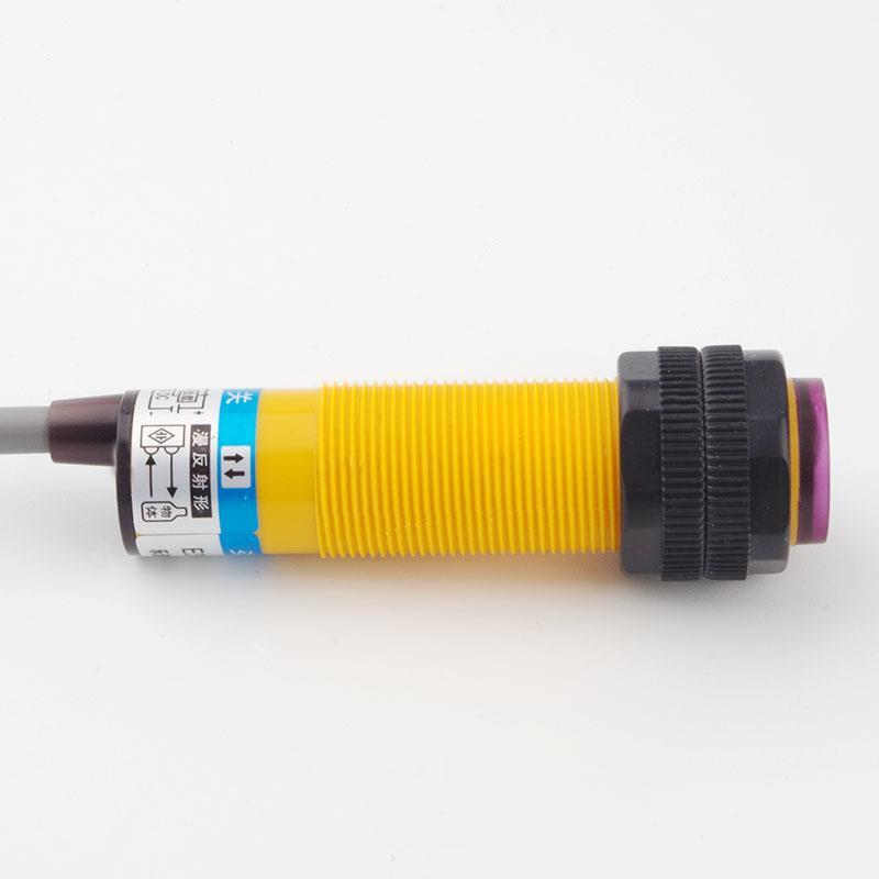 M18红外线感应光电开关E3F-DS10Y1漫反射式传感器交流常开二线A1