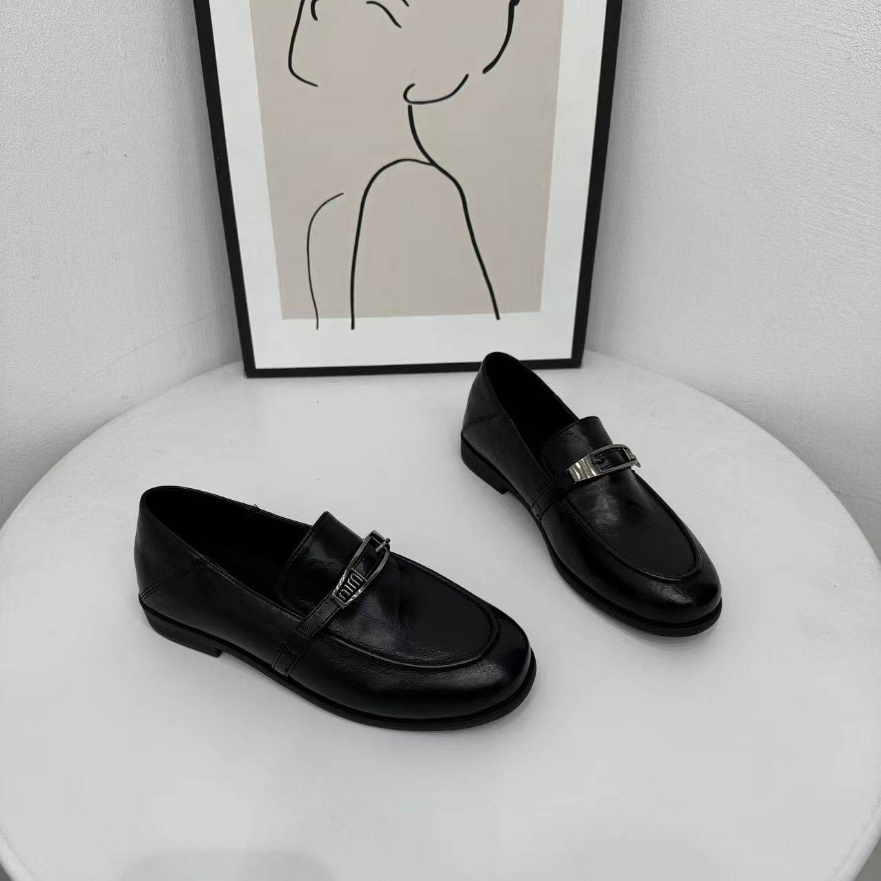 羊纹皮锁扣乐福鞋女黑色2026春新款圆头低跟一脚蹬百搭休闲小皮鞋,女鞋,乐福鞋（豆豆鞋）,淘宝优惠券,粉丝福利购,淘宝优惠卷