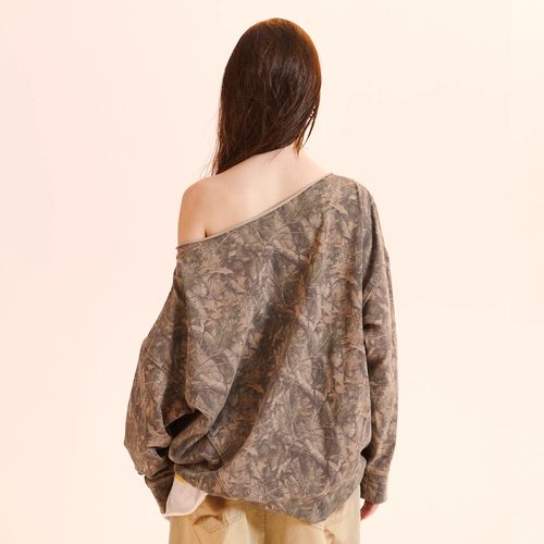 Cozydoll迷彩磨毛露肩斜肩卫衣