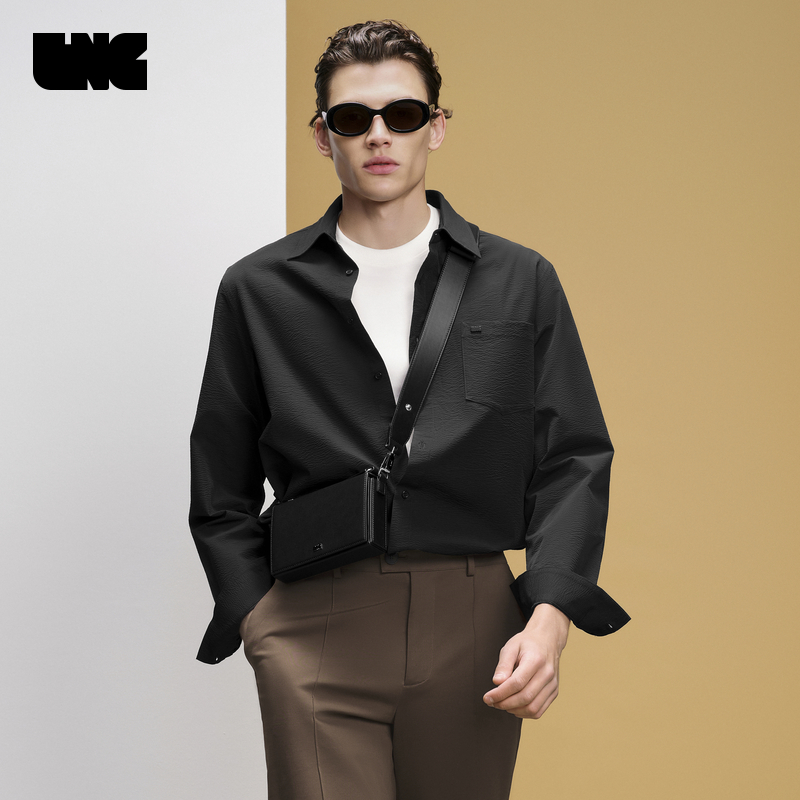 挺阔有型、透气易打理、经典贴袋设计