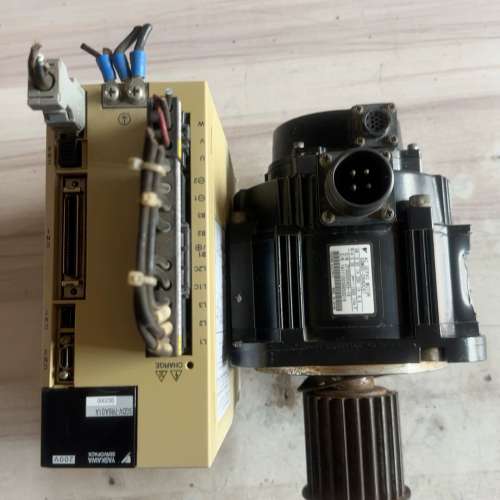 议价安川驱动器+伺服电机SGDV-7R6A01A002000维修