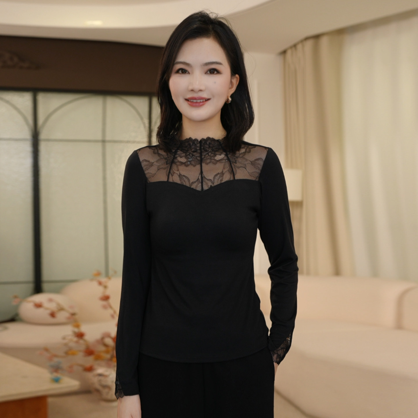 枫竺阿楠气质半高领蕾丝拼接长袖上衣女免穿文胸带胸垫一体打底衫
