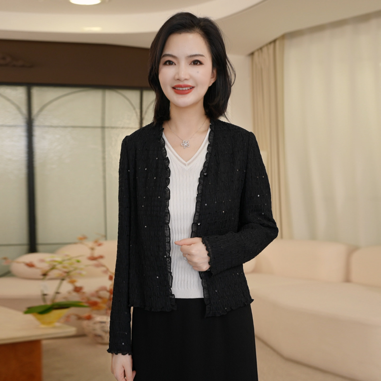枫竺阿楠气质轻奢细闪亮片v领小香风外套女秋季新款显瘦百搭开衫