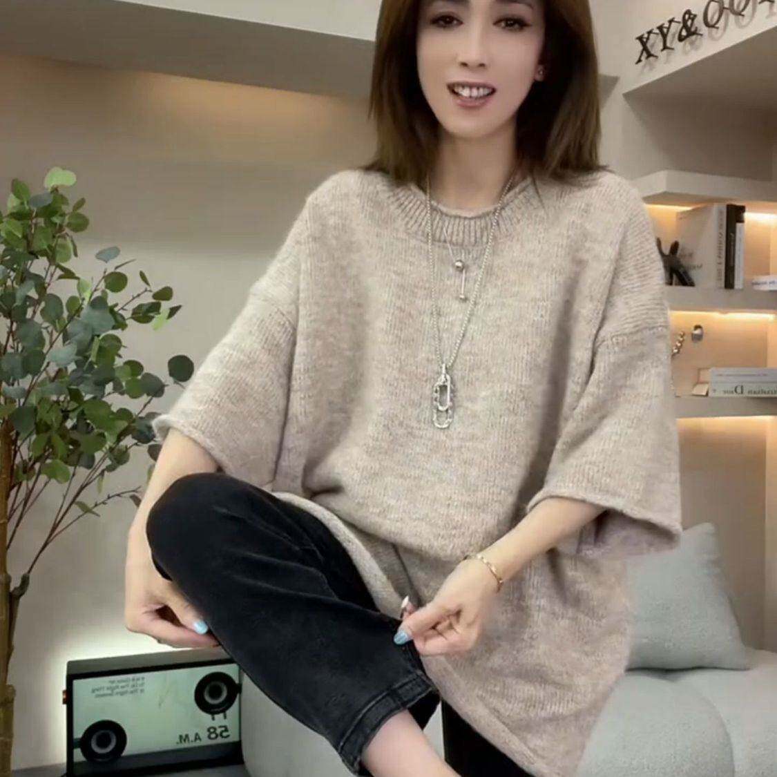 秋冬新款慵懒风圆领短袖针织衫女装宽松显瘦百搭麻花纹理毛衣上衣