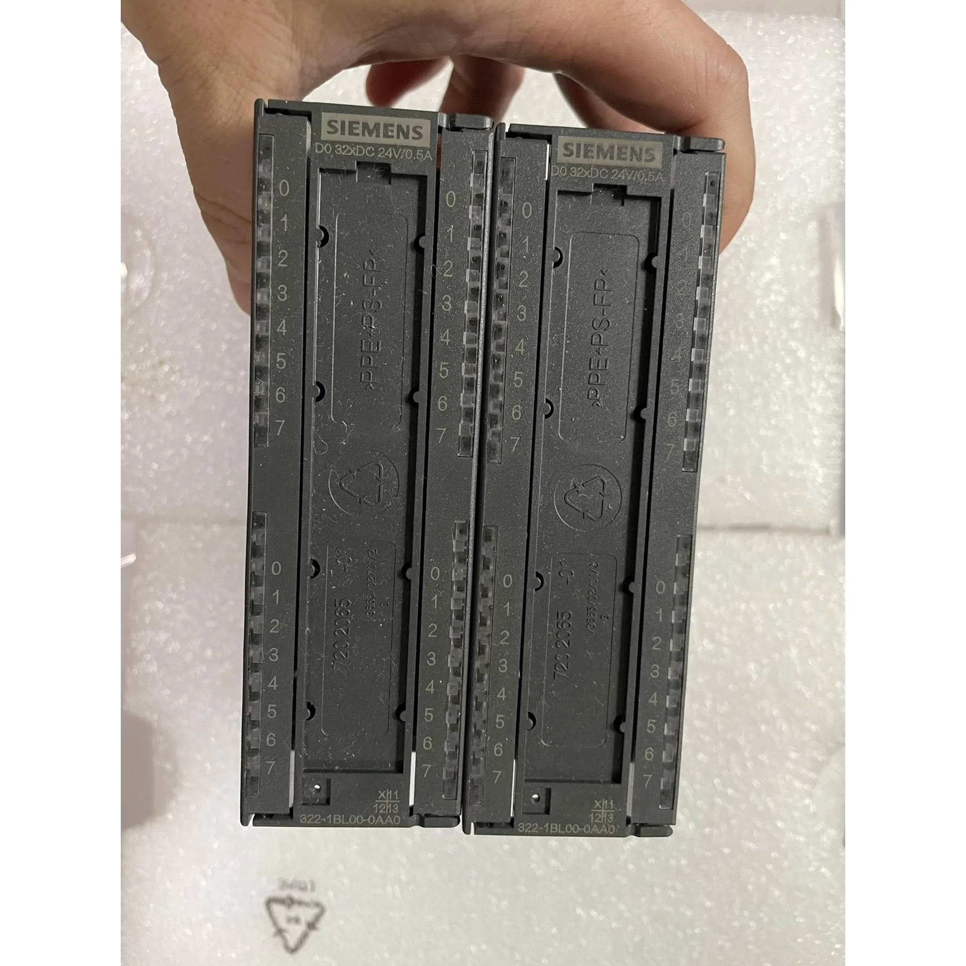 非标价全新西门子plc模块外壳 6ES7 322-1BL00-0A议价