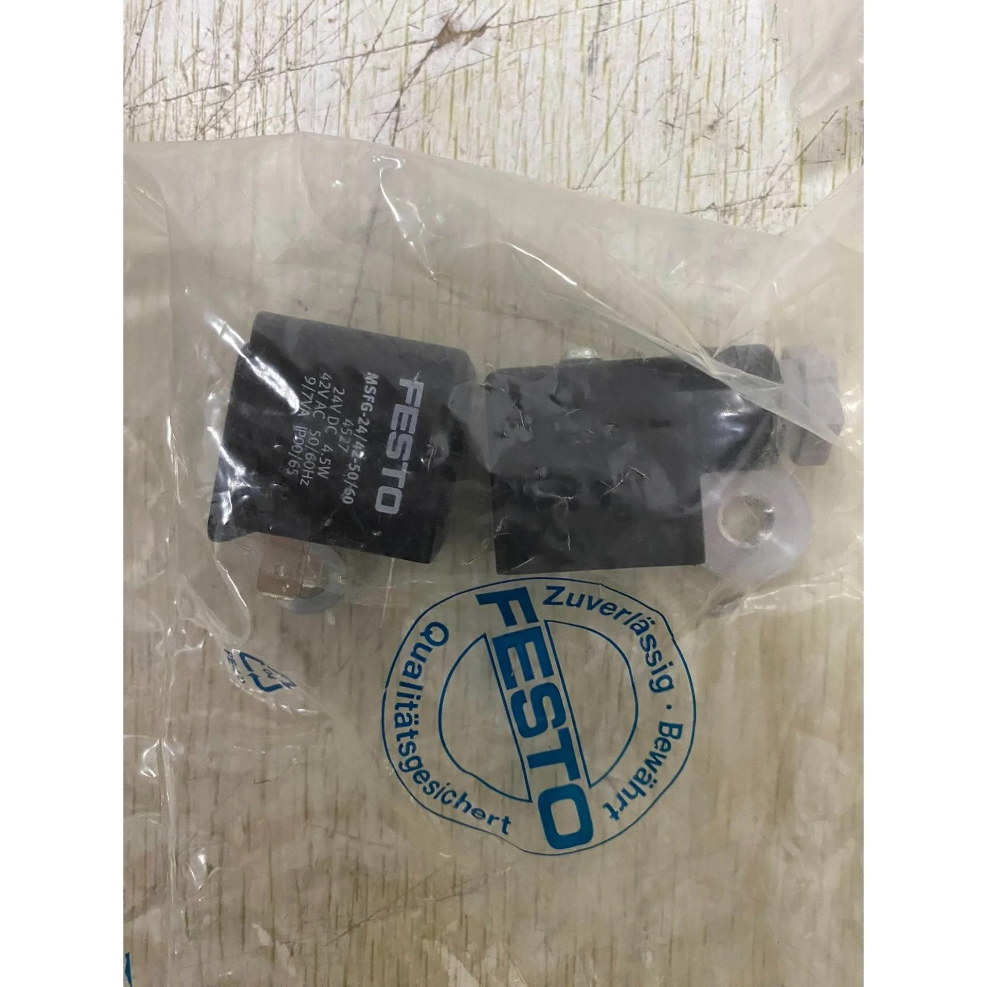 非标价FESTO 费斯托电磁线圈4527 MSFG-24/42-5议价