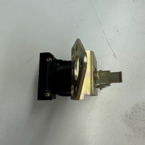 非标价韩国现代HIAN电压跳闸装置，型号AVT-1-B，工作电压A议价