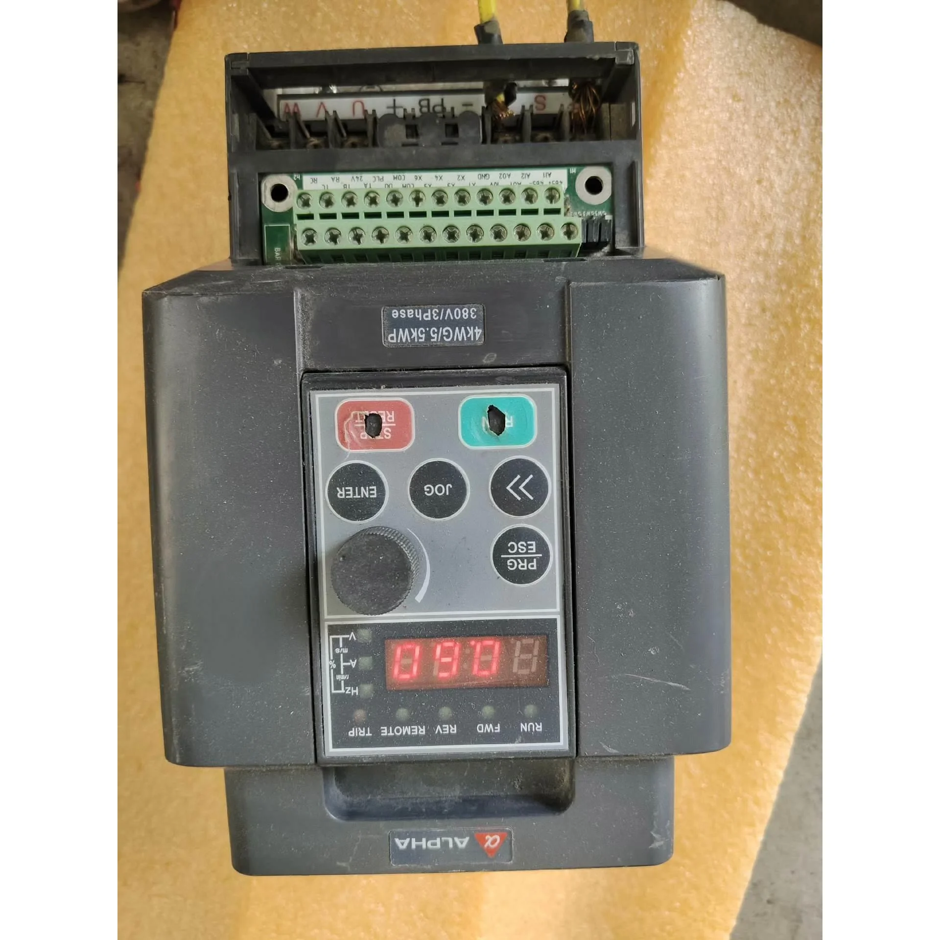 非标价拆机阿尔法ALPHA6000E-3004GB/35R5PB，议价