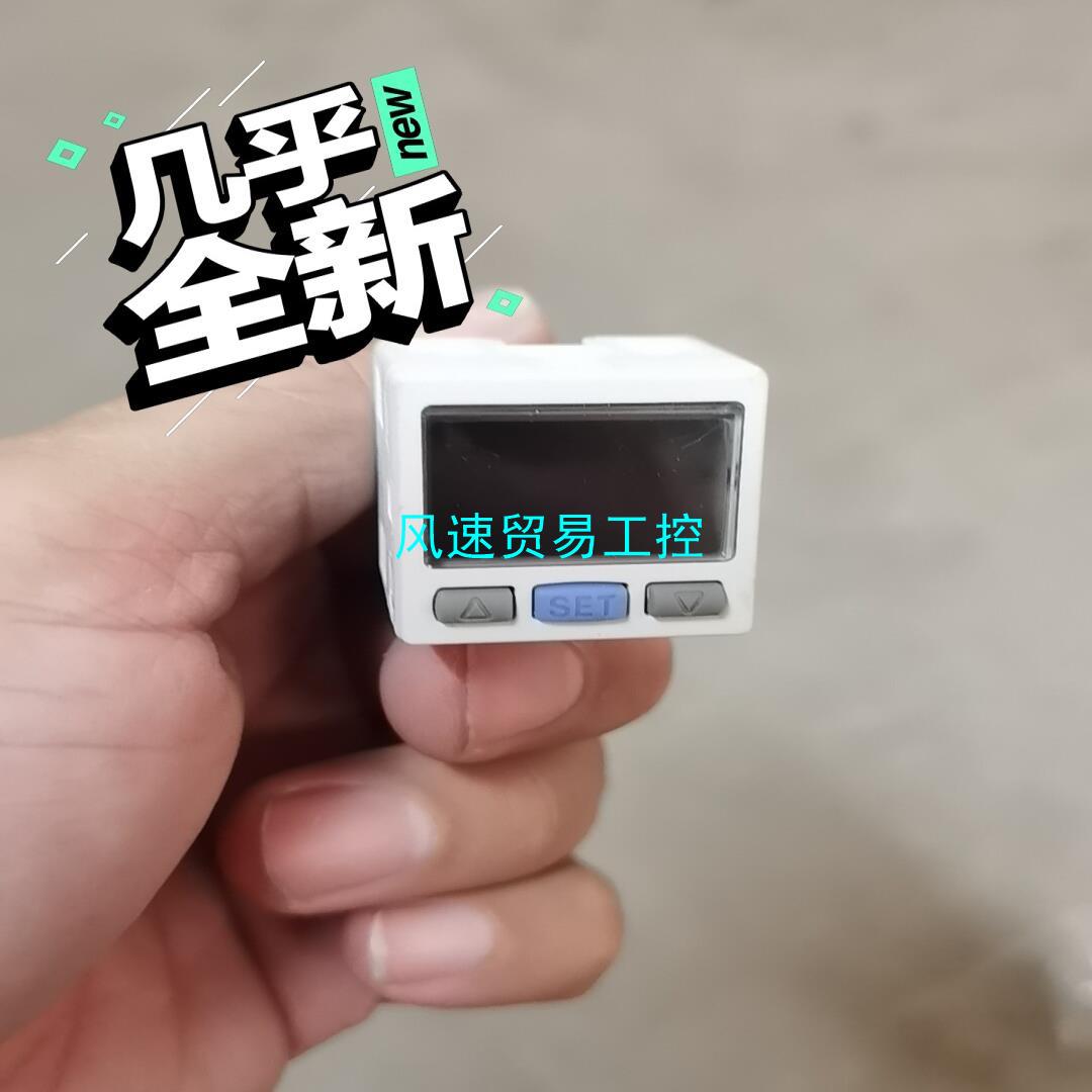 非标价smc压力表 ISE30-C6H-25-M-X514  12议价