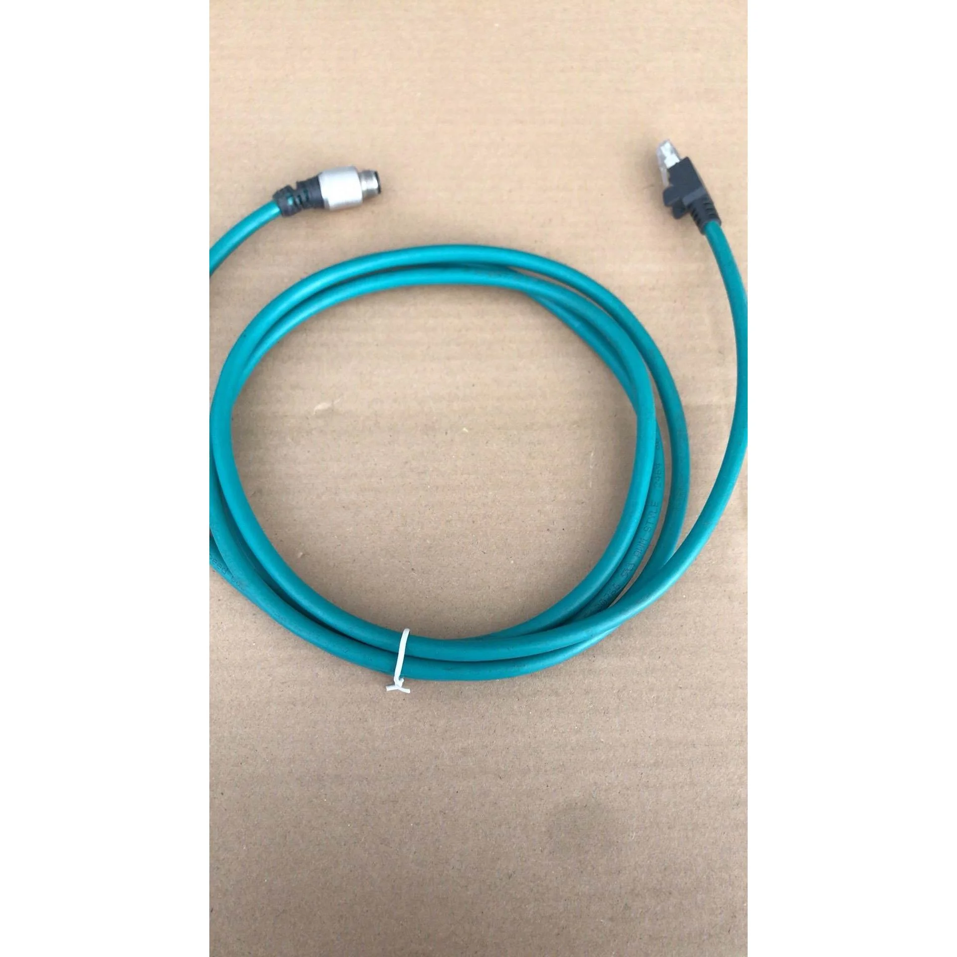 非标价墨西哥产康耐视相机连接线、849011002.实物图，功能正议价