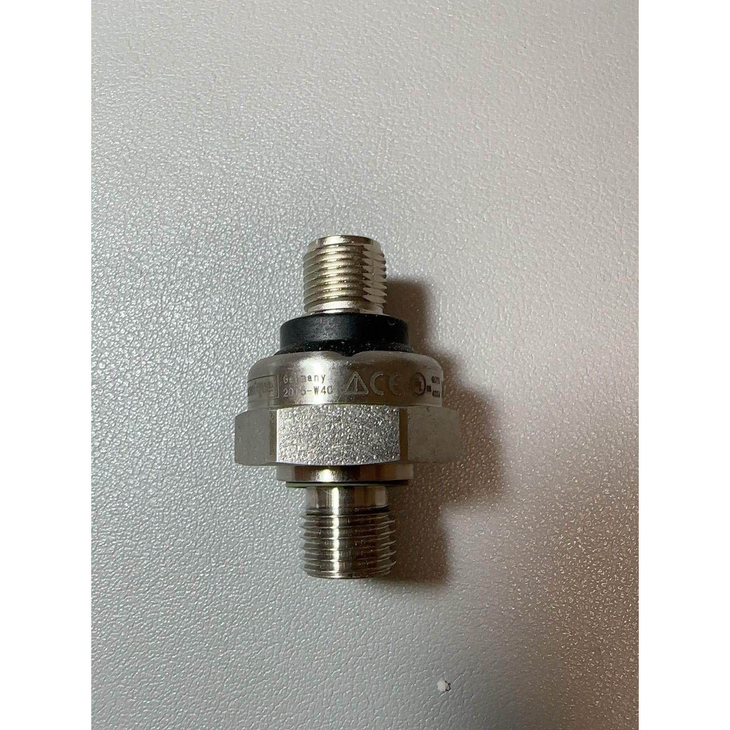 非标价施耐德全新原装XMLP025BD21V，数量2个，单价406议价