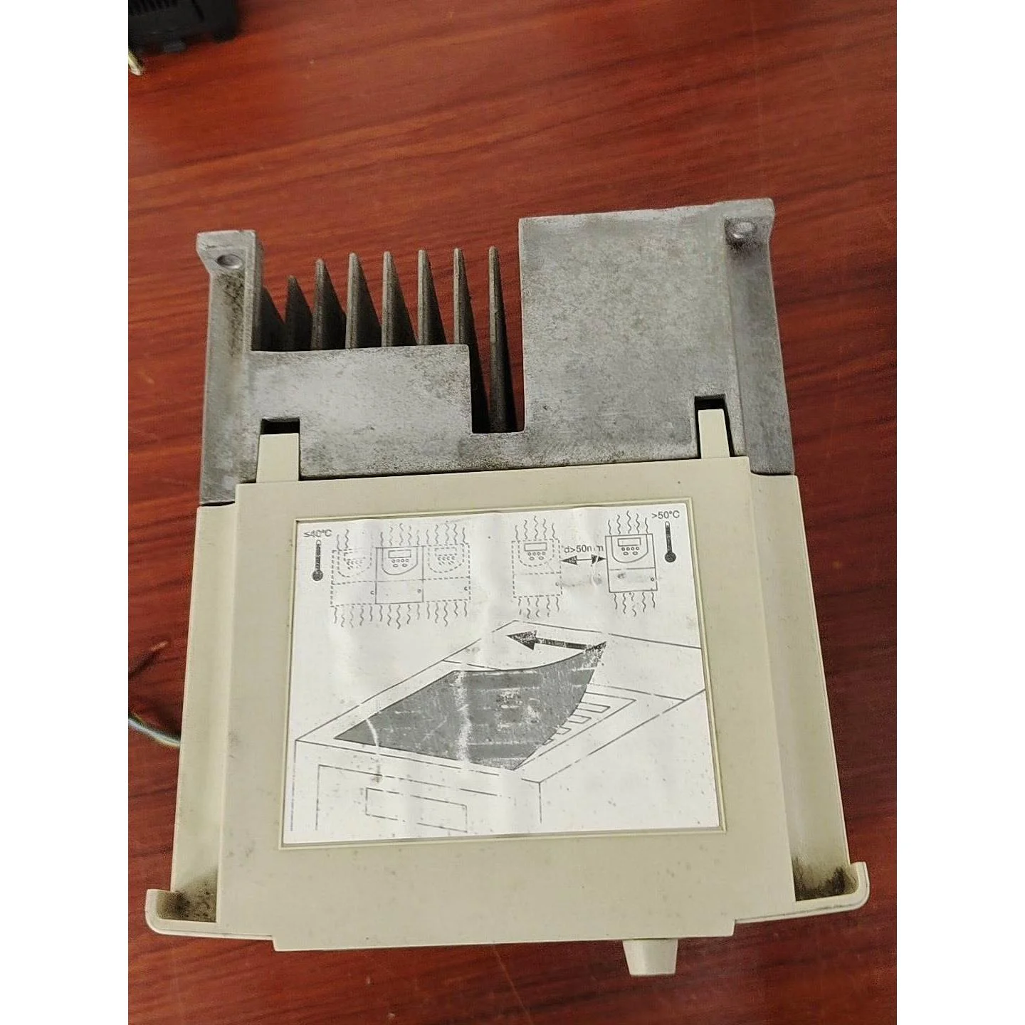 非标价东芝变频器 VFS9-4037PL 3.7KW 380V 现议价