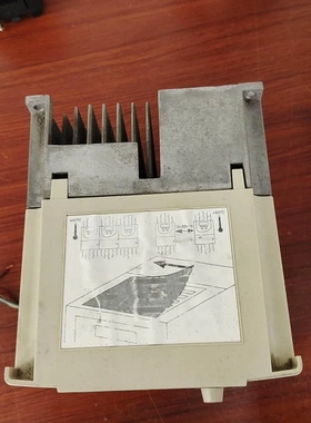 非标价东芝变频器 VFS9-4037PL 3.7KW 380V 现议价