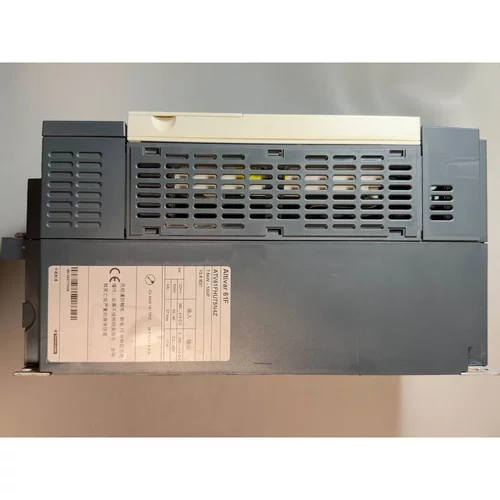 非标价施耐德九层新拆机ATV61FHU75N4Z，数量1个，单价1议价