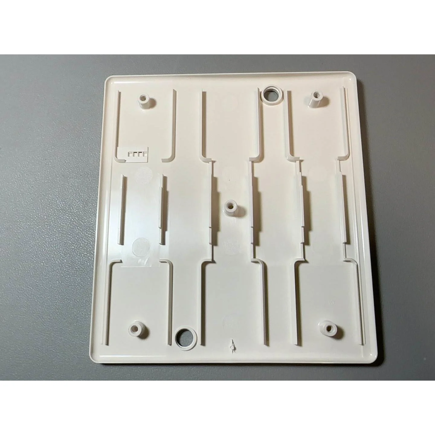 非标价施耐德全新LC1D300灭弧室盖板，数量16个，单价80元议价