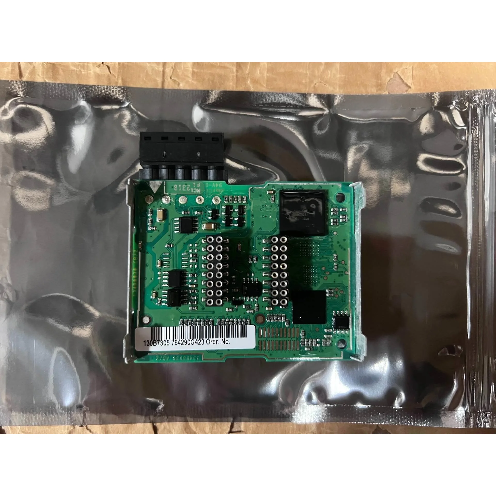 非标价MCA101 丹佛斯Profibus通讯卡 130B1200议价