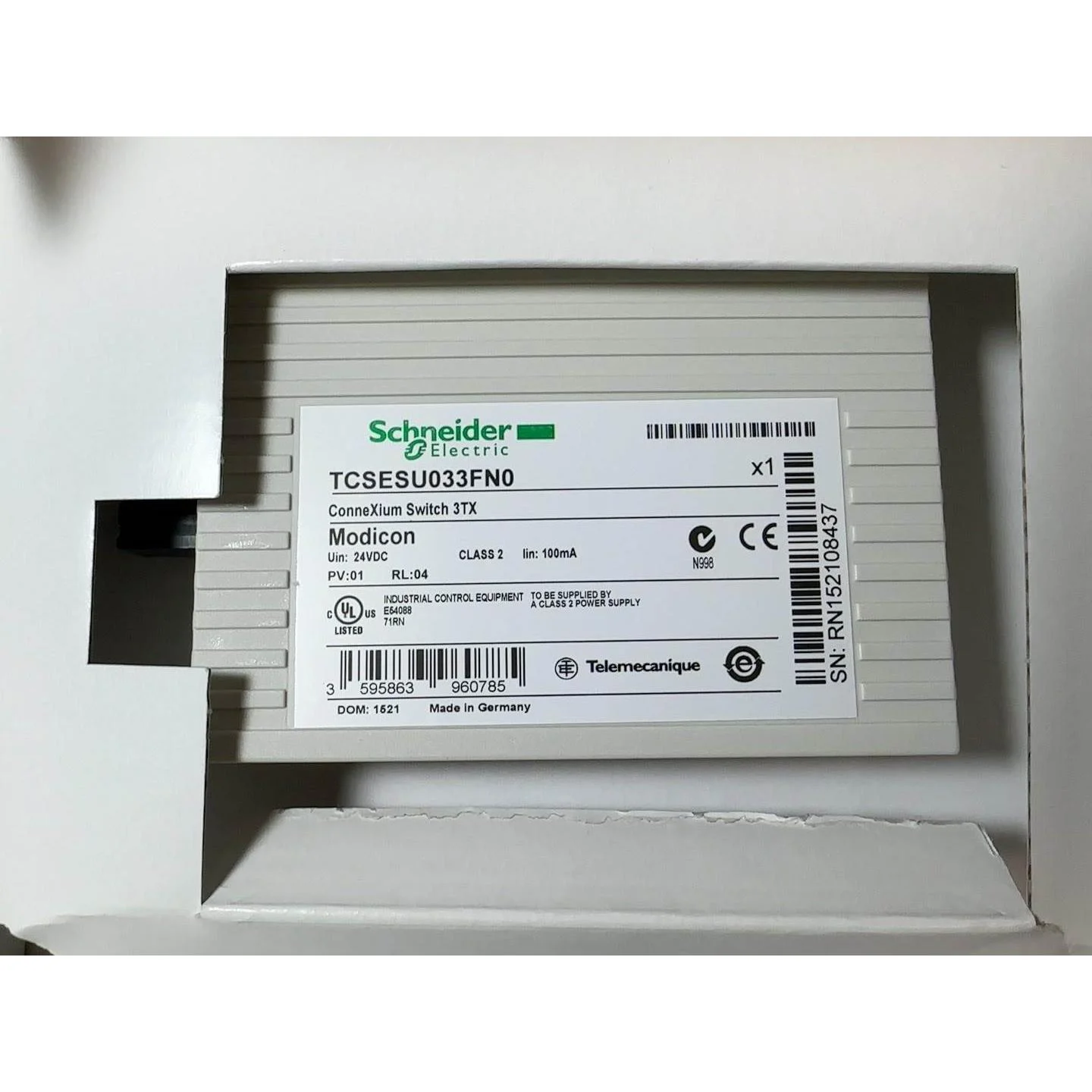 非标价施耐德全新原装TCSESU033FN0，数量8个，单价595议价