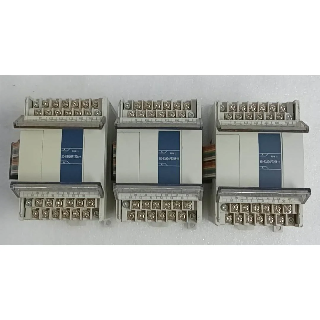 非标价信捷XC-E3AD4PT2DA-H，3只，成色实拍图 。功能议价