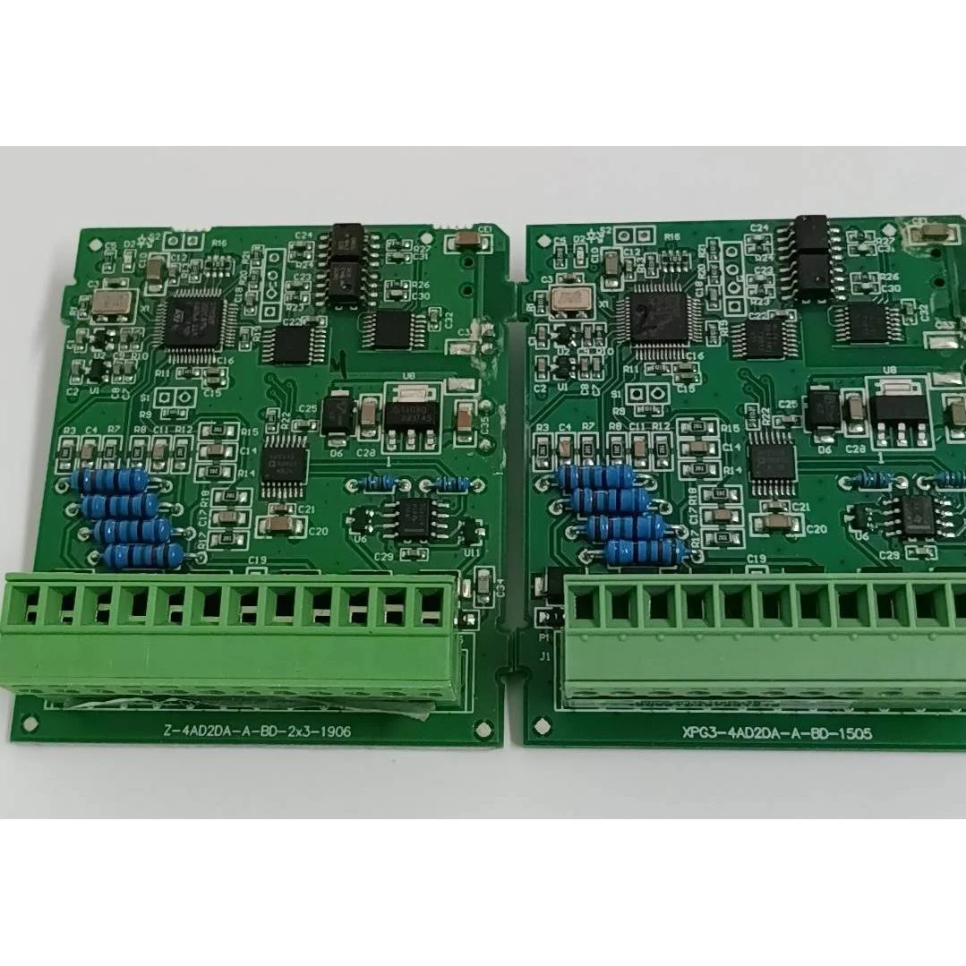 非标价信捷Z-4AD2DA-A-BD，2只，新机未用上，实拍图 。议价