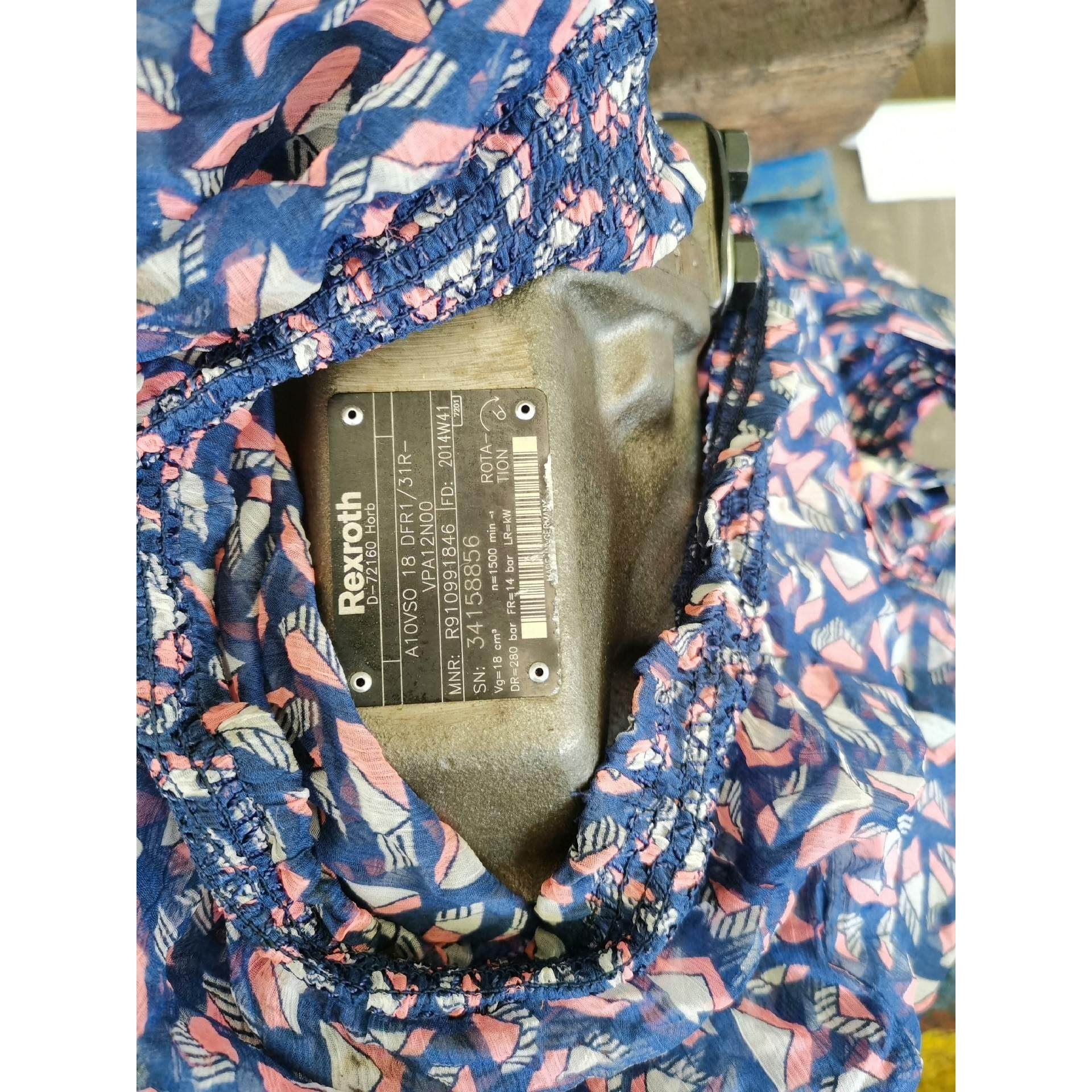 非标价德国力士乐 液压阀 柱塞泵 A10VSO 18 DFR1 /议价