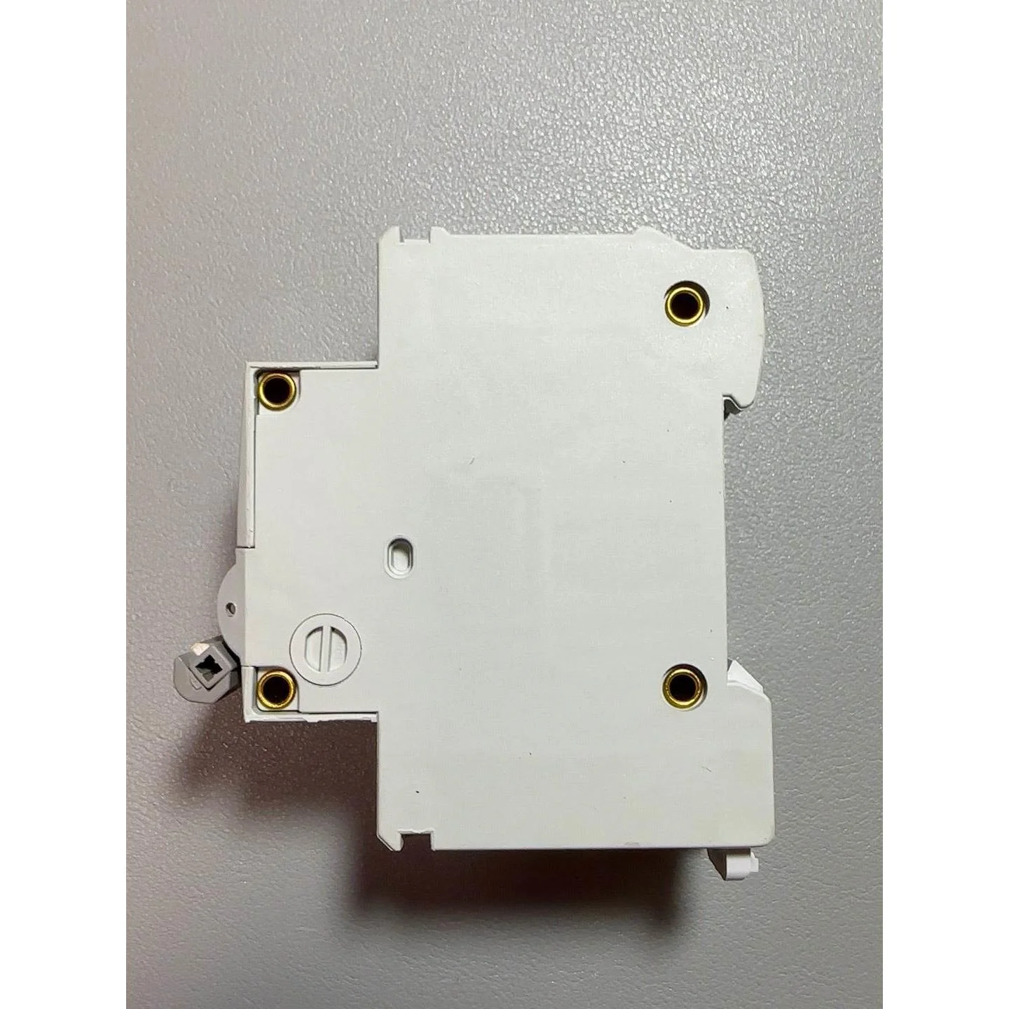 非标价施耐德OSMC32a2D2K，2P，D2，库存100个，单价议价