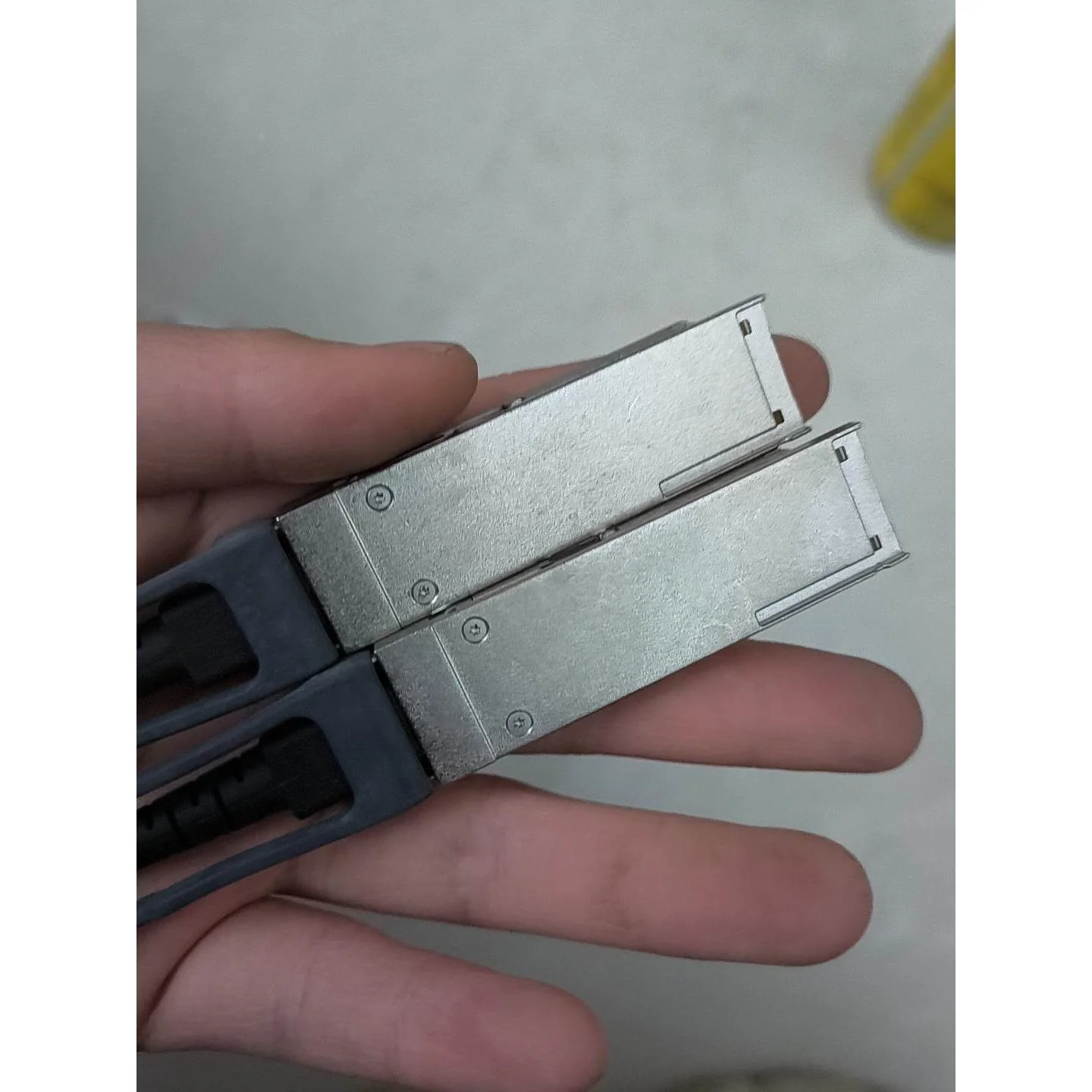 非标价原装 FINISAR 4x10 光模块 如图所示，需要的来议价