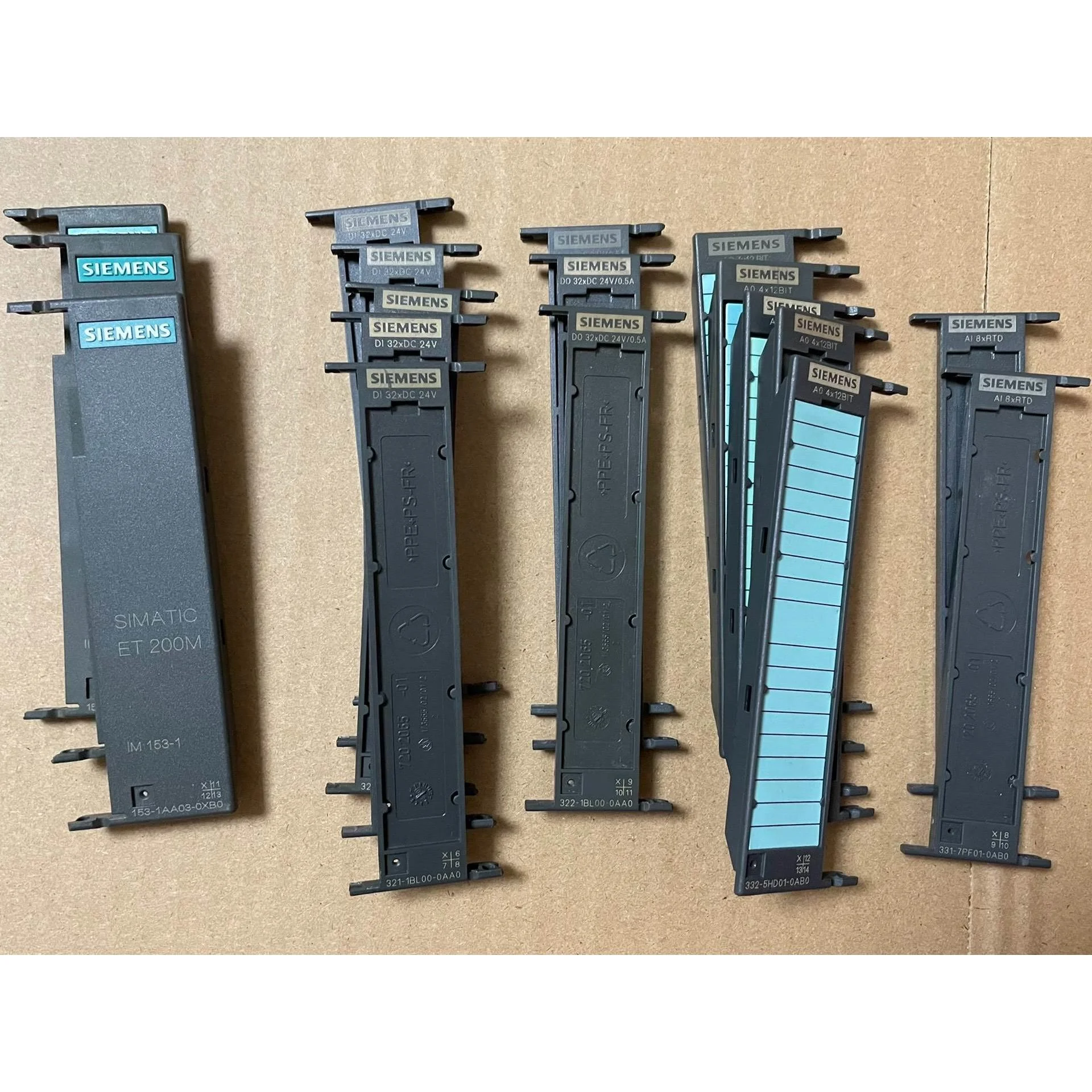 非标价西门子S7-300系列PLC模块盖板 332-5HD01议价