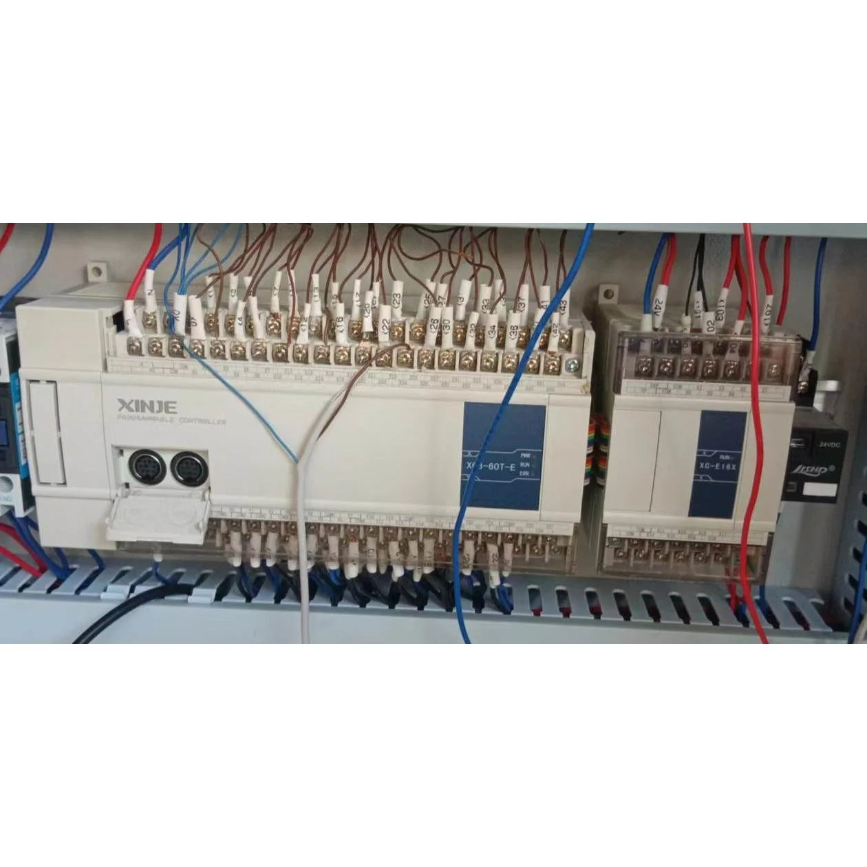 非标价信捷PLC XC3-60T-E 二手拆机出 实物图，议价