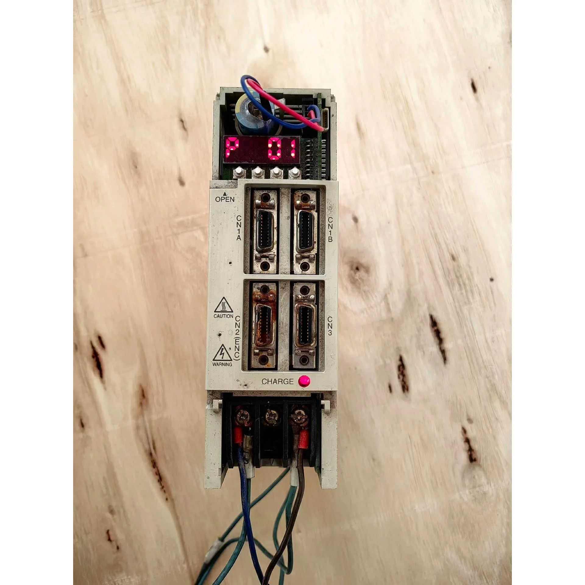 非标价三菱100W伺服驱动器:MR-J2S-10A,议价