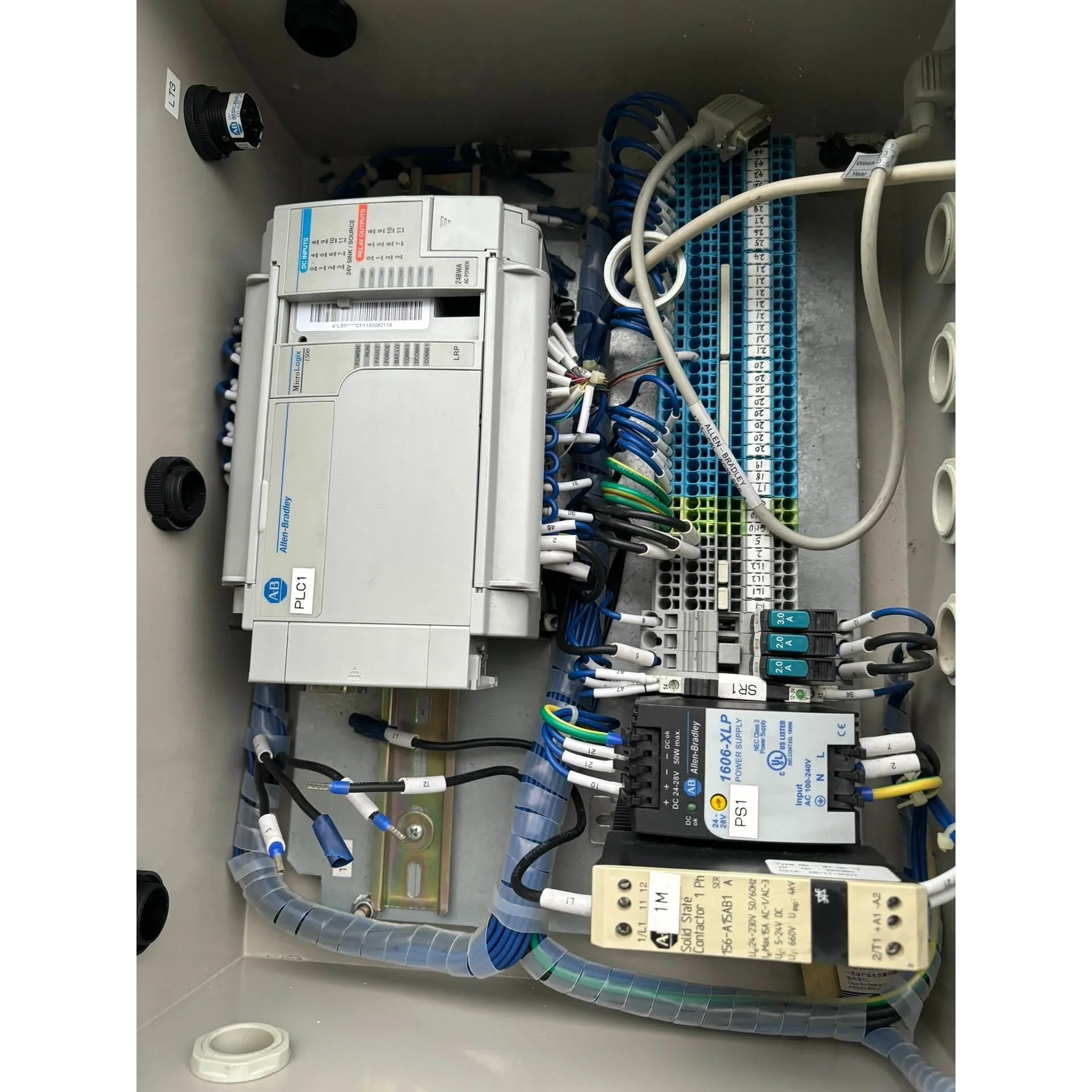 非标价AB罗克韦尔PLC模块1764-24BWA 实物图片可冲新议价