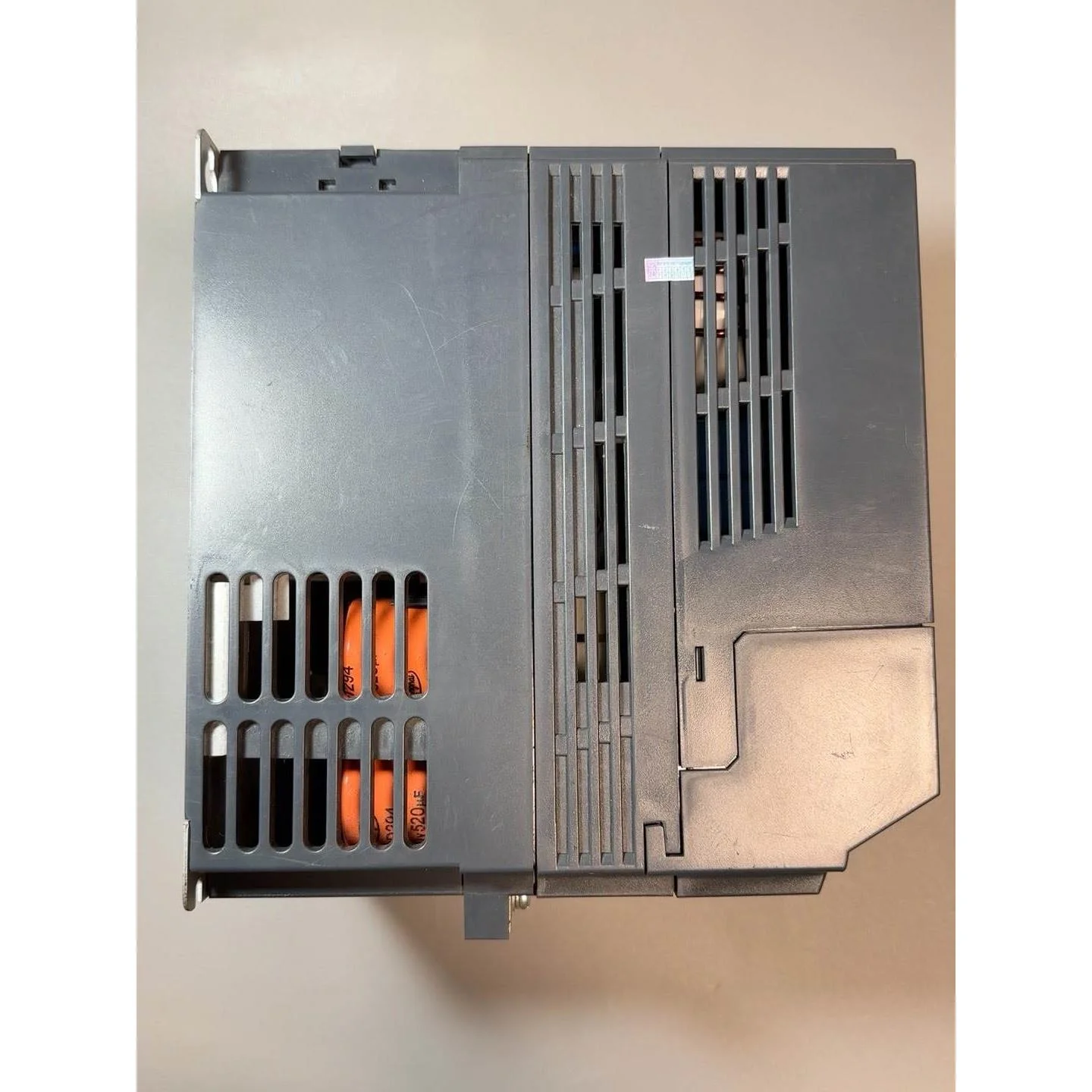 非标价施耐德九层新拆机ATV320U55N4B，数量1个，单价10议价