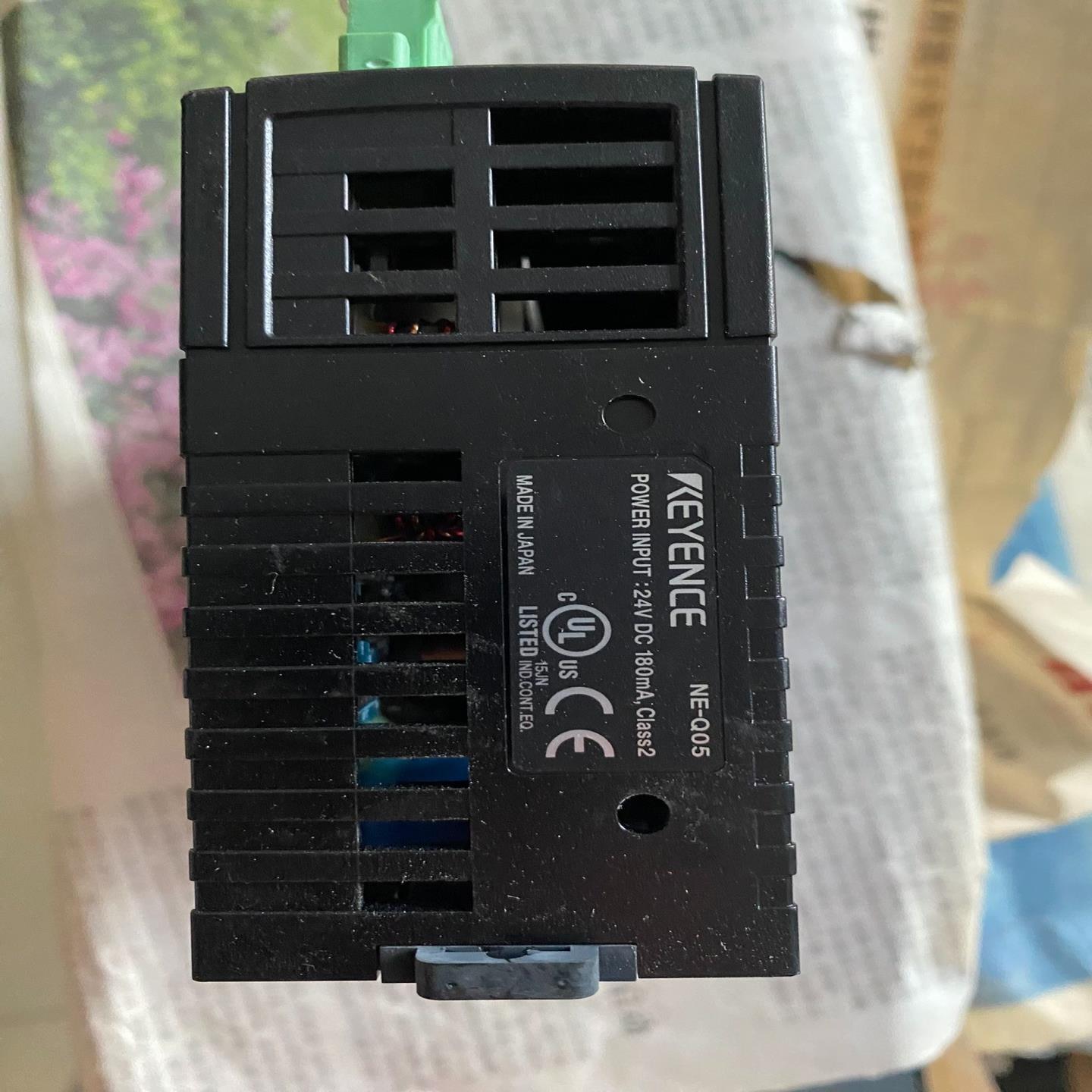 9成新基恩士KEYENCE工业5口交换机，功能包好，可以充新