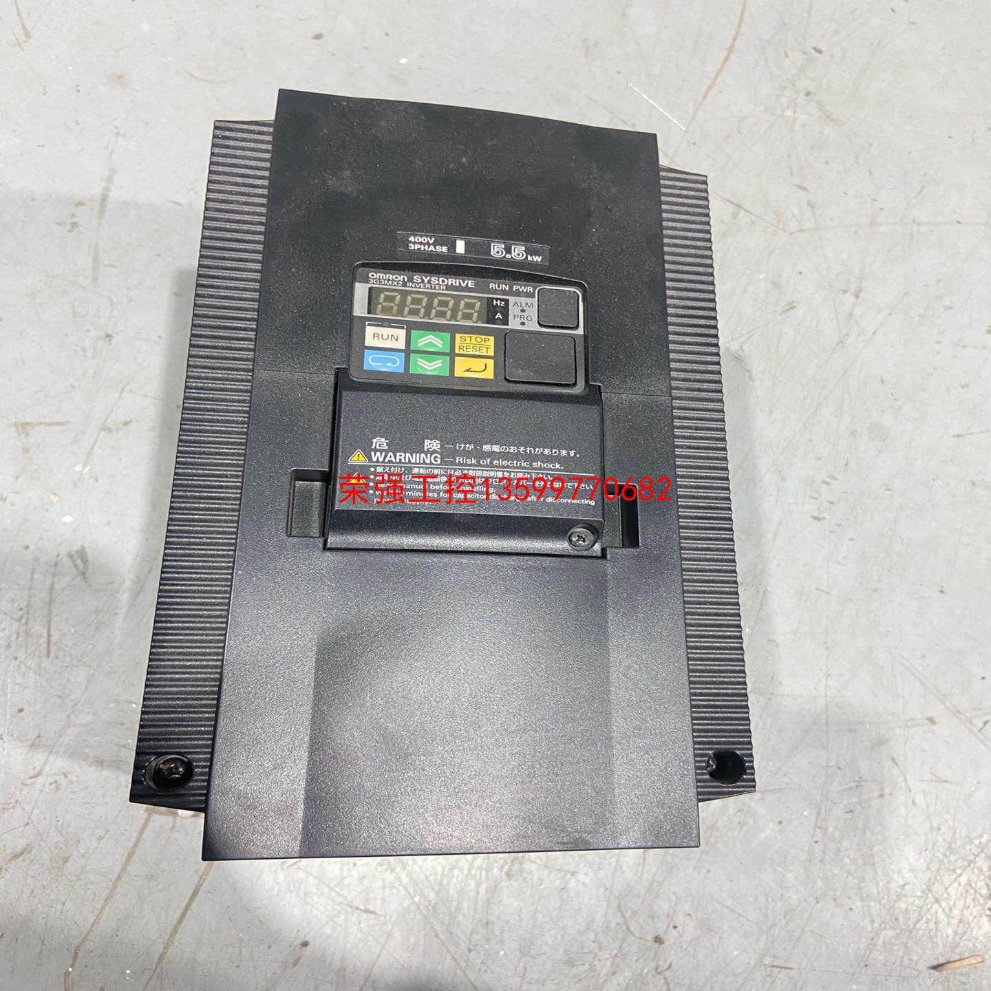 【荣强工控】二手九新欧姆龙变频器5.5KW 380V