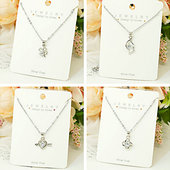 锆石小吊坠韩版 项链合金镶嵌义乌简约锁骨链饰品小商品混批四叶草
