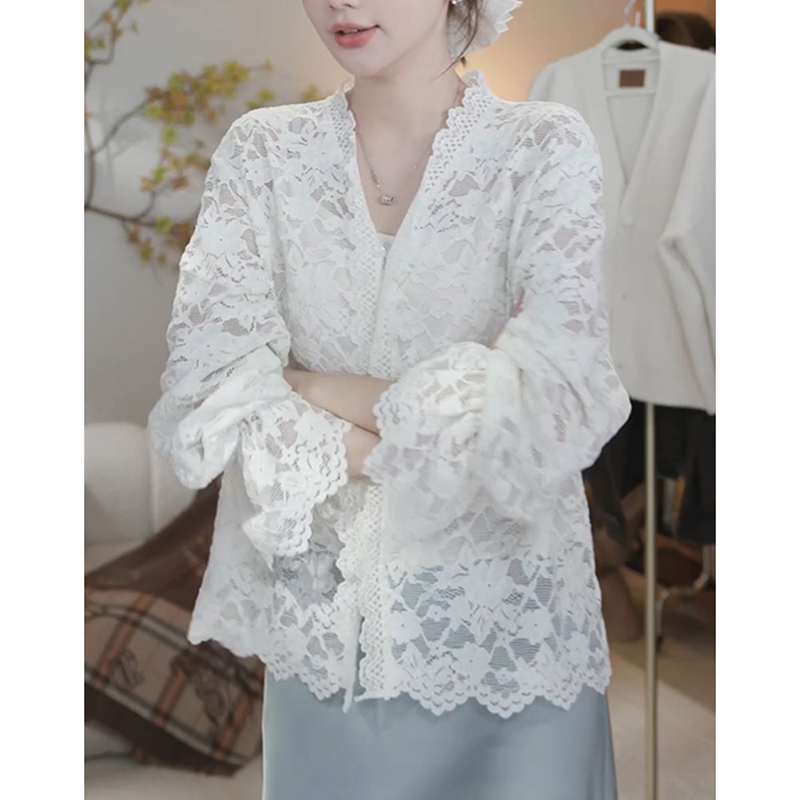 高级感镂空长袖蕾丝衬衫时尚女款V领开衫小众气质显瘦网红爆款ins